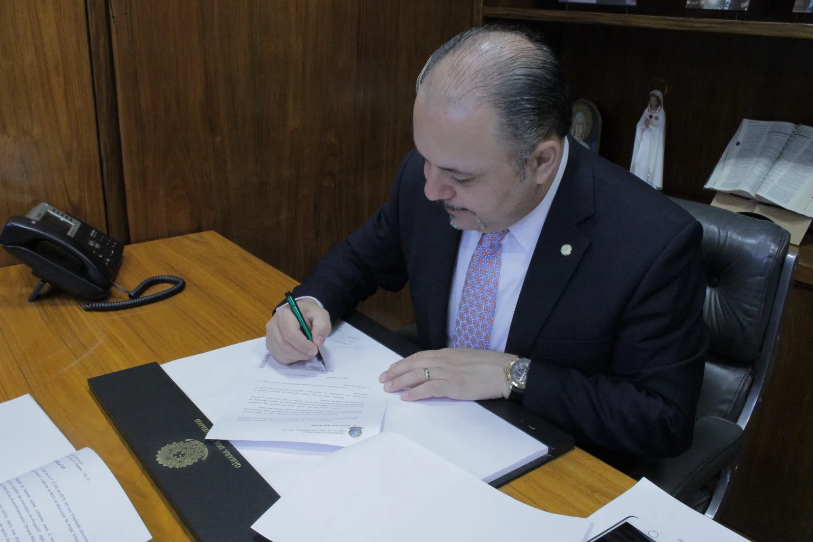 Flavinho na tribuna da Câmara dos Deputados